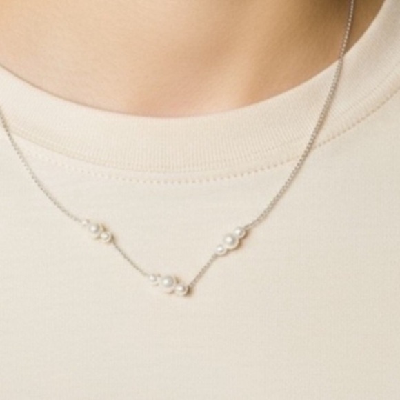 jamsine lane Jewelry - Jasmine Lane Jewelry Co Faux Pearl Silver Dainty Chain Necklace 18” Extender